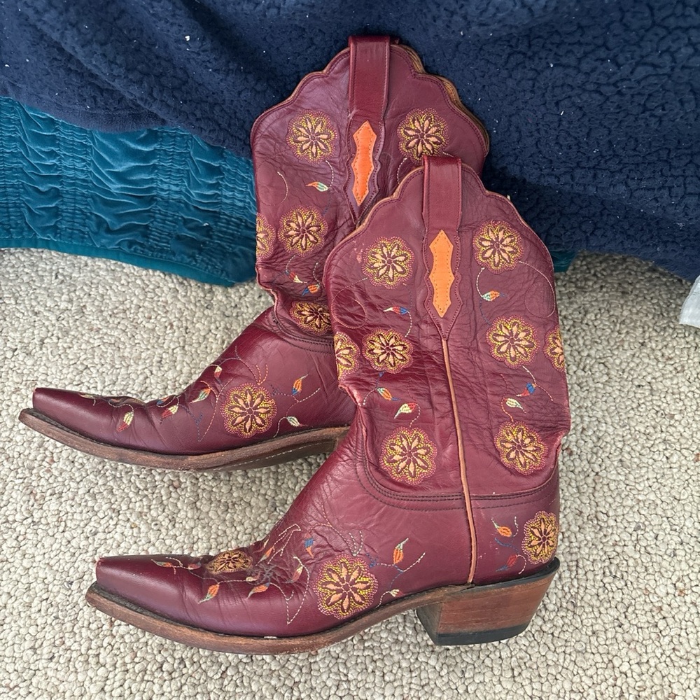 Lucchese red floral cowboy boots